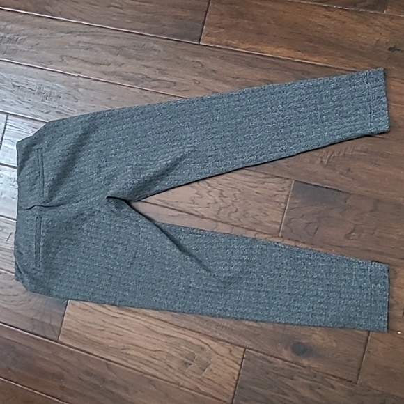 Saks Fifth Avenue Charcoal Grey Herringbone Patterned Pullon Pants size Medium - Picture 2 of 7